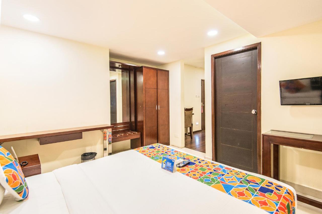 Fabhotel Apple Residency 3*