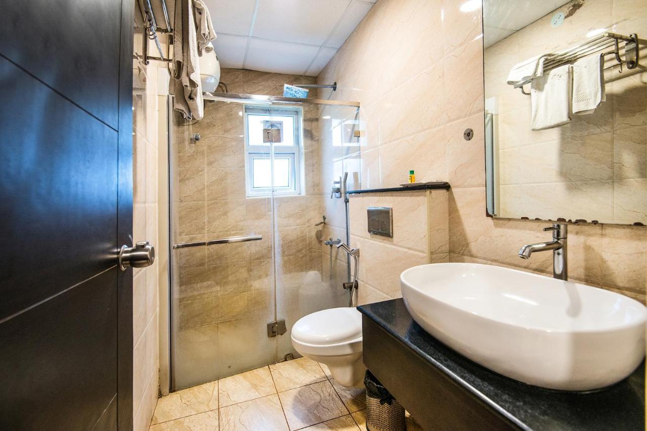 Fabhotel Apple Residency Hotel 3*